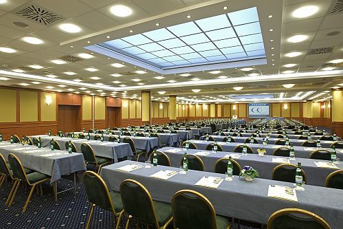 Konferenssalen av Hotel Hungaria i Budapest