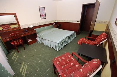 Billigt logi i Budapest - Europa Hotels och Kongresscenter - Standard Hotel Rege