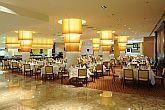 Restaurangen av Hotell Aquaworld Resort Budapest - Elegant och lyxigt logi i Budapest