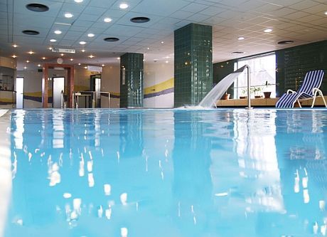 Hotel Arena i Budapest - wellnesshelg i Budapest, på  4stjärnigt Hotel Danubius Arena