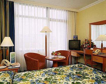 Fyrstjärnigt hotell i Budapest - Danubius Health Spa Resort Helia